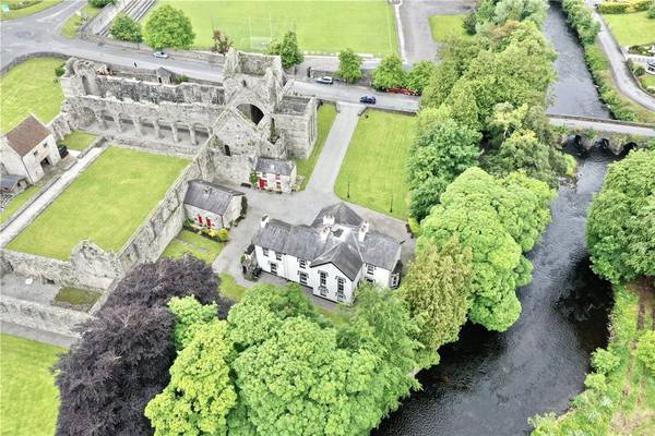 Town & Country: What will €850,000 buy in Dublin and Roscommon?