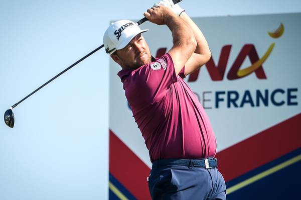 McDowell pulls out of British Open qualifier after clubs lost in transit