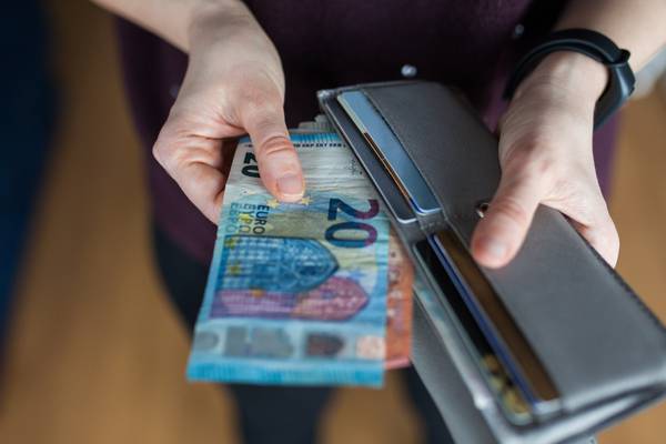 Average weekly wage rose to €783 in final quarter of 2019