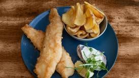 Bubbas Fish Market review: Tasty chowder and steaming hot fish and chips from a smart seafood restaurant