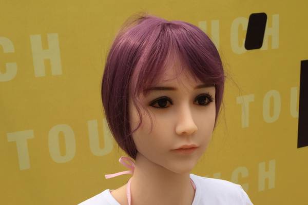 Chinese police close shared sex-doll rental service