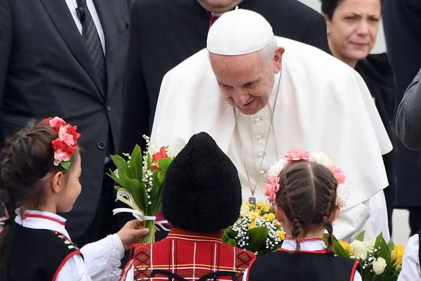 Pope urges anti-immigration Bulgaria to help asylum seekers
