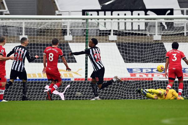 Minamino’s debut goal not enough as Newcastle edge Southampton
