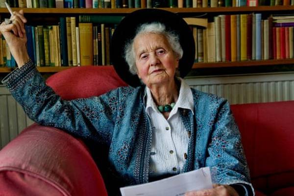 Mary Midgley obituary: Moral philosopher and critic of Dawkins and academic imperialism