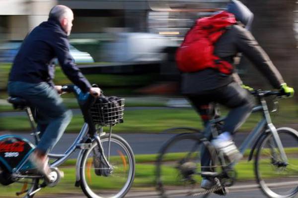 Cyclists will not be compelled to wear safety equipment, says Ross