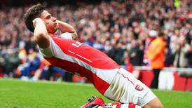 Clinical Arsenal move into second after win against Liverpool