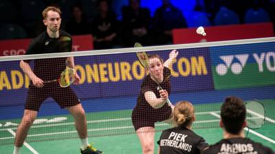Chloe and Sam Magee bow out in European semi-finals