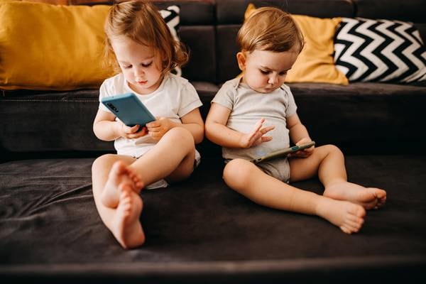 How screen time interferes with the parent-child dynamic
