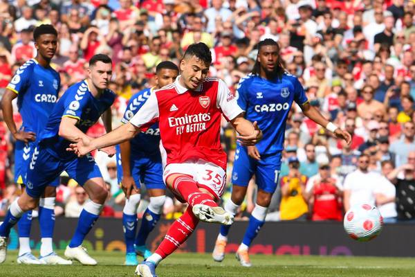 Arsenal hit dreadful Everton for five but miss out on Champions League