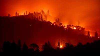 ‘Devil winds’ kick up as California wildfires leave 25 dead