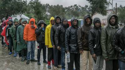 EU states to meet on Sunday to tackle growing migration rifts