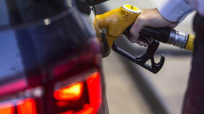 Pump prices unlikely to reflect oil slump