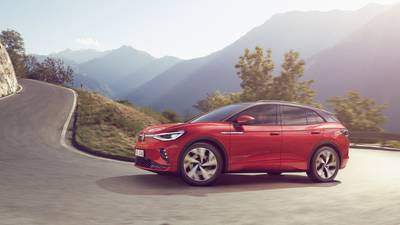 VW kicks off its high-performance electric family with ID.4 GTX