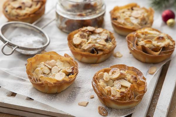 Vegan mince pies that will put everyone in the festive spirit
