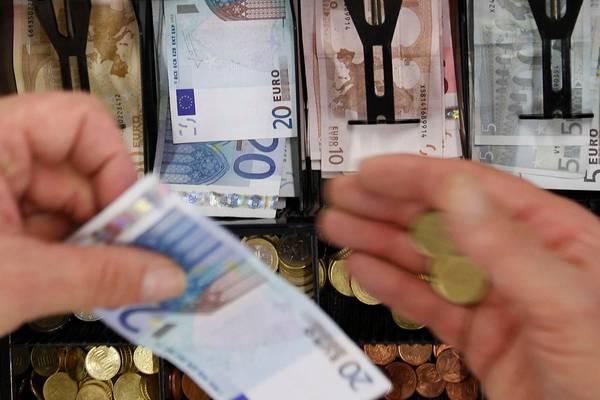 Euro zone economy remains weak in new year