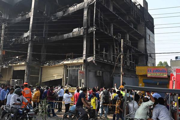 Building fire kills 27 in New Delhi