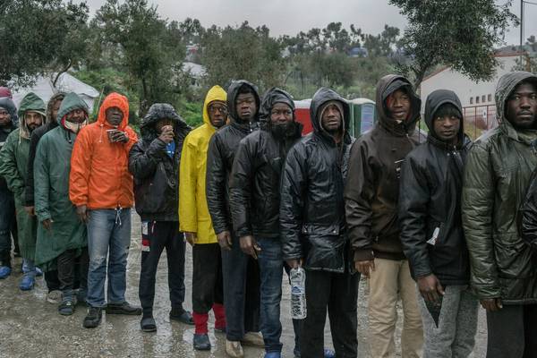 EU states to meet on Sunday to tackle growing migration rifts