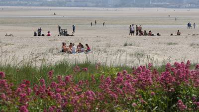 Beach goers rejoice as temperatures set to hit 20 degrees this weekend