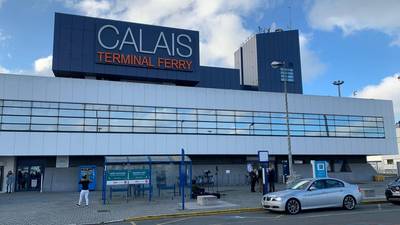 Additional 700 customs officers hired to keep freight moving in Calais