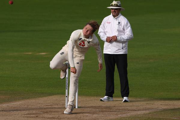 Dom Bess shines in the heat as England stay on top of India