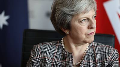 MPs call on May to seek to remain in customs union with EU