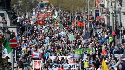 Thousands turn out for Dublin water charge protest
