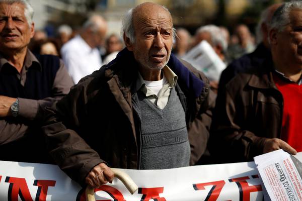 Thousands of Greek pensioners protest against  austerity cuts