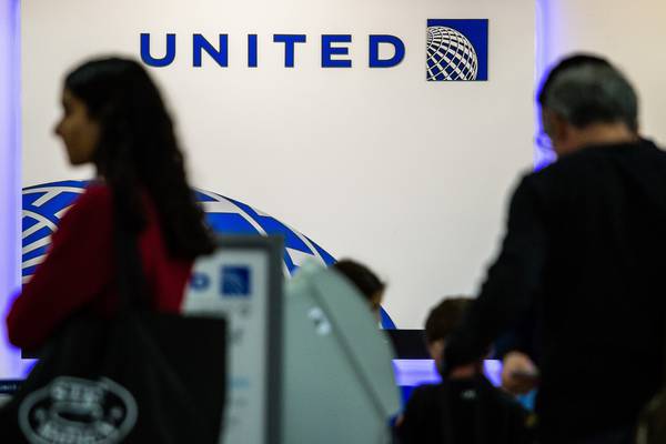 United Airlines will not use police to remove overbooked passengers