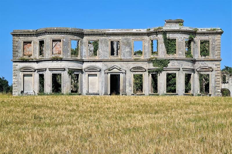 Ireland’s beautiful ruined buildings and abandoned architectural grandeur