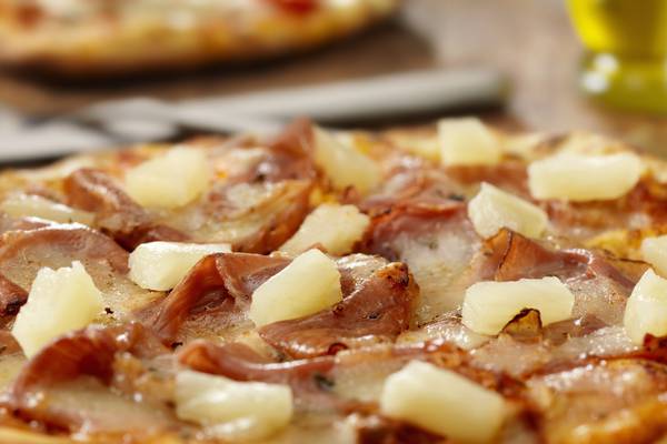 Pineapple on a pizza? Man who invented the Hawaiian dies aged 83