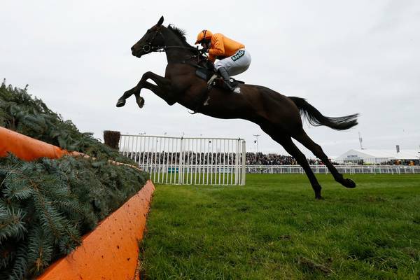 Tea for Two and Lizzie Kelly hold off Cue Card to take Aintree Bowl