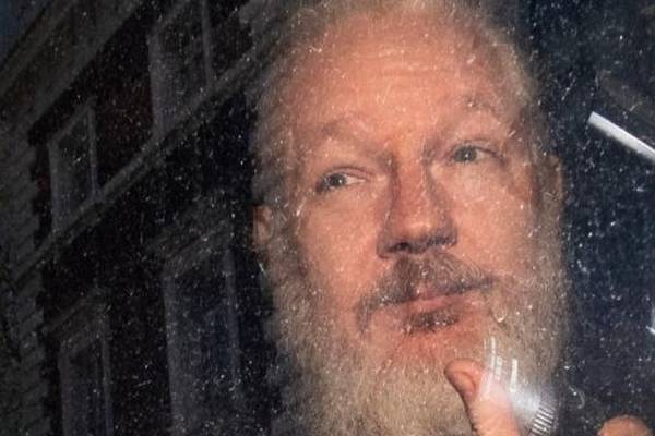 Julian Assange: Sweden reopens rape allegation investigation
