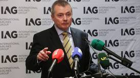 Willie Walsh to step down as IAG chief executive