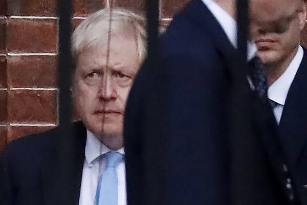 Boris ‘behind bars’ photo paints gloomy Brexit picture