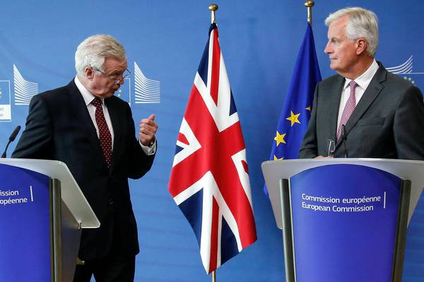 Jean-Claude Juncker pours scorn on UK’s Brexit documents