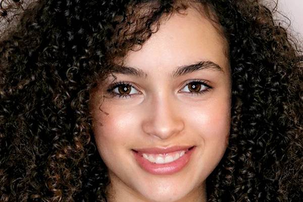 CBBC star Mya-Lecia Naylor (16) dies
