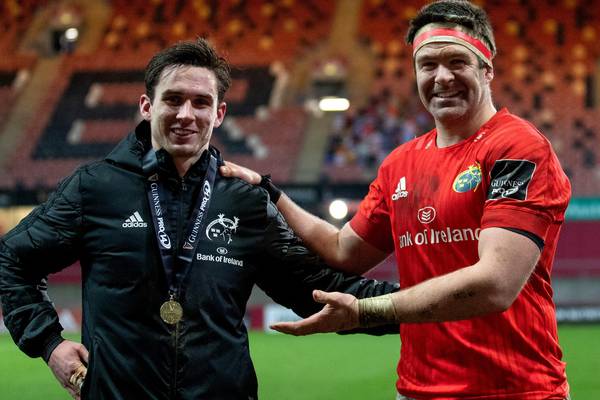 Joey Carbery shines as he steers Munster to Scarlets win