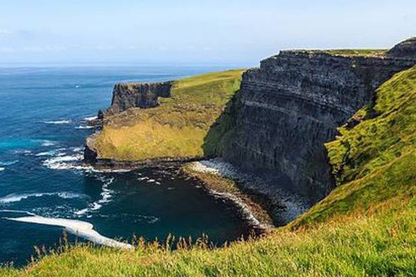 Decline in British visitors brings Irish tourism numbers down
