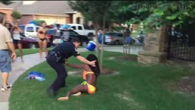 Girl to sue over officer who tackled her at Texas pool party