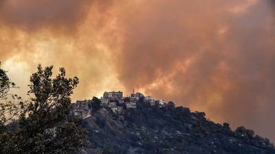 Wildfires cause damage and deaths in Algeria, Italy, Greece and western US