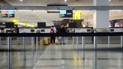 Irish in Australia spending thousands on flights that are cancelled