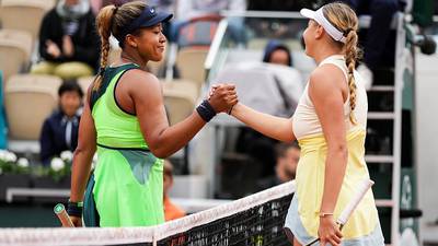 Naomi Osaka knocked out in French Open first round by Anisimova