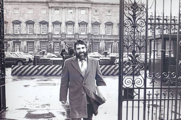 Sinn Féin leader calls for public inquiry into 1991 murder of Eddie Fullerton