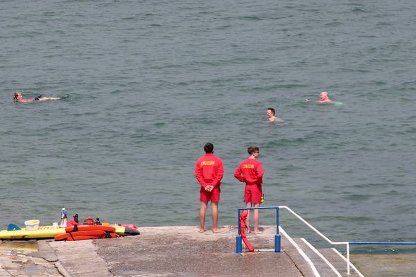 Swimmers advised to avoid Seapoint due to E.coli levels