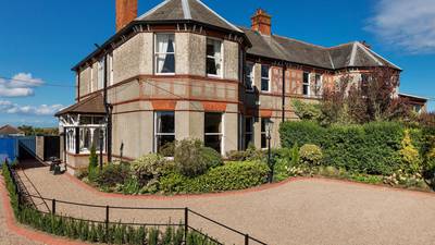 Swing by this golfers’ haven by the sea in Sutton for €1.995m