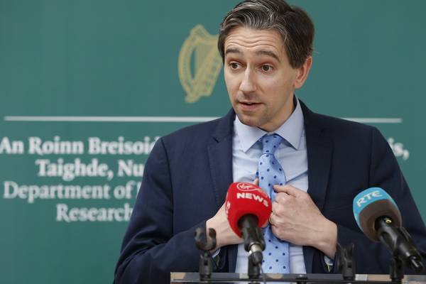 Thousands of third-level students to receive €250 before Christmas
