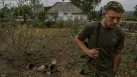 West warns Russia over alleged push into Ukraine