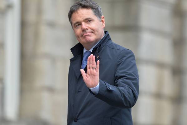 State will consider helping Ukrainian refugee hosts with cost of doing so – Donohoe
