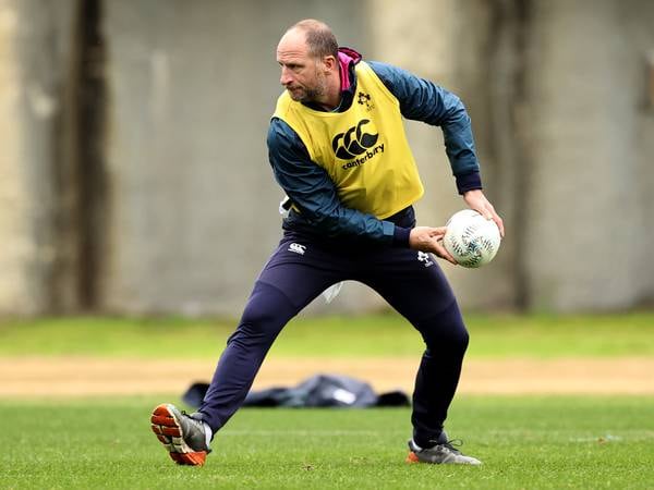 Ireland’s training standards don’t drop without Sexton, insists Mike Catt