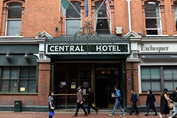 Last orders for Rí-Rá and Globe as Central Hotel gets green light to expand
